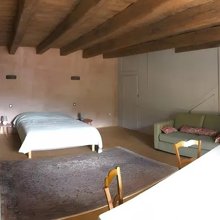 Nyaraló Maison Familiale Face A La Montagne Saint-Vincent-de-Salers